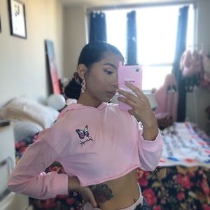 Adorable Butterfly Cropped Sweater 🦋💗
